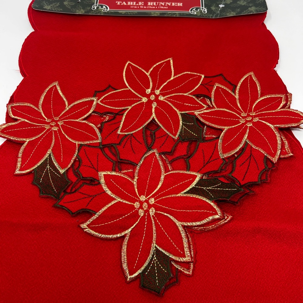 Christmas Cutwork Table Runner Christmas Tree Shops Red Gold Poinsettias New
